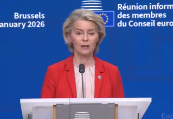 La présidente de la Commission européenne Ursula von der Leyen en conférence de presse à l’issue d’une réunion informelle des dirigeants des Etats membres du 22 janvier. 