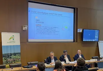 Conférence de presse le 19 mars à la Maison des Chambres d'agriculture, avec le Président Sébastien Windsor, le Vice-Président Guillaume Lefort et le Secrétaire général Olivier Lebert. 