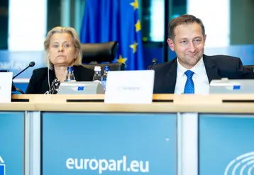 Le commissaire européen à l’Agriculture Christophe Hansen le 19 mars, devant les eurodéputés de la commission de l’Agriculture à Bruxelles. 