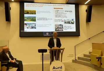 Arnaud Rousseau, président du groupe Avril, en conférence de presse ce 15 avril à Paris. 