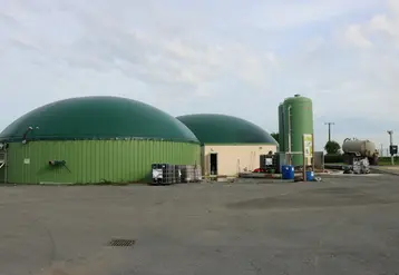 Unité de méthanisation produisant du biométhane par un petit collectif en Vendée. 
