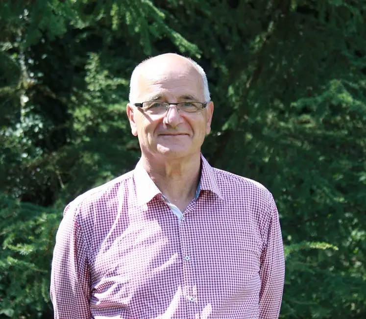 <em class="placeholder">Gilles Lemaire est directeur de recherche honoraire de l’Inrae et aussi membre de l’Académie d’agriculture de France.</em>