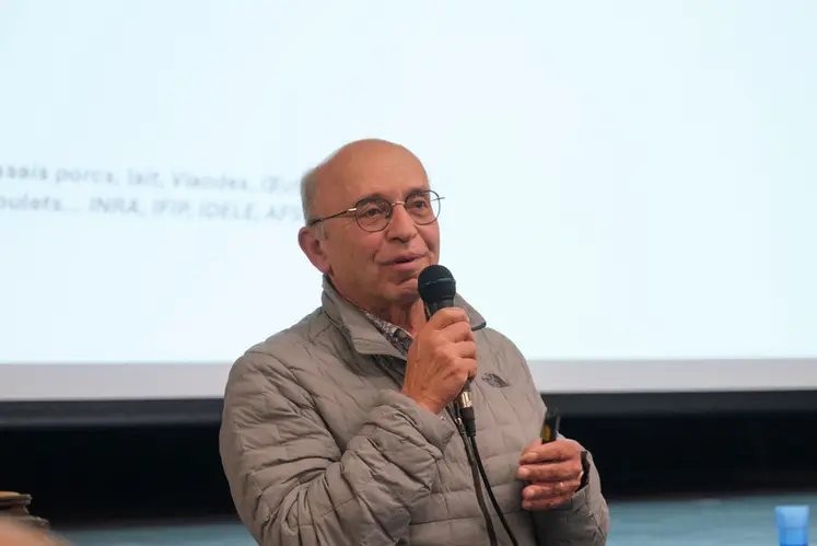 <em class="placeholder">Pierre Weill</em>