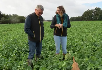 <em class="placeholder">Vincent Groussin et Astrid Cassaz</em>