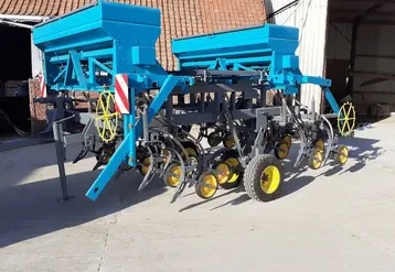 <em class="placeholder">Christophe Barois s’est lancé dans l’autoconstruction avec l’aide de ses deux voisins. Leur choix s’est porté sur le modèle à dents JPC Drill.</em>