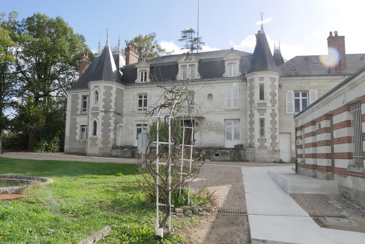 La plupart des bacheliers poursuivent leurs études en BTSA viticulture oenologie ou en BTS technico-commercial vins, bières et spiritueux