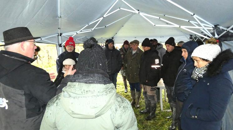 Les méthodes Merci et Beerkan ont été expliquées par Olivier Hochedel, de la FDGEDA du Cher. ©C.T