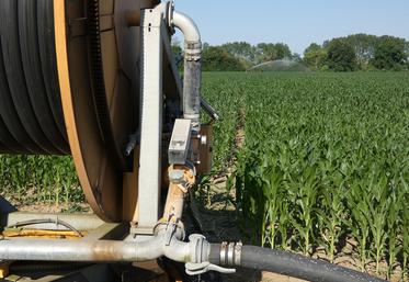 Chaque irrigant doit réduire son nombre de jours de prélèvement de 30 % par rapport à l’autorisation initiale en période d’alerte et de 50 % en période d’alerte renforcée.