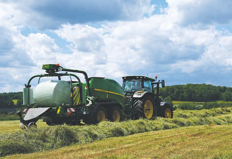 La John Deere C 441 R fait partie des machines les plus rapides du marché.