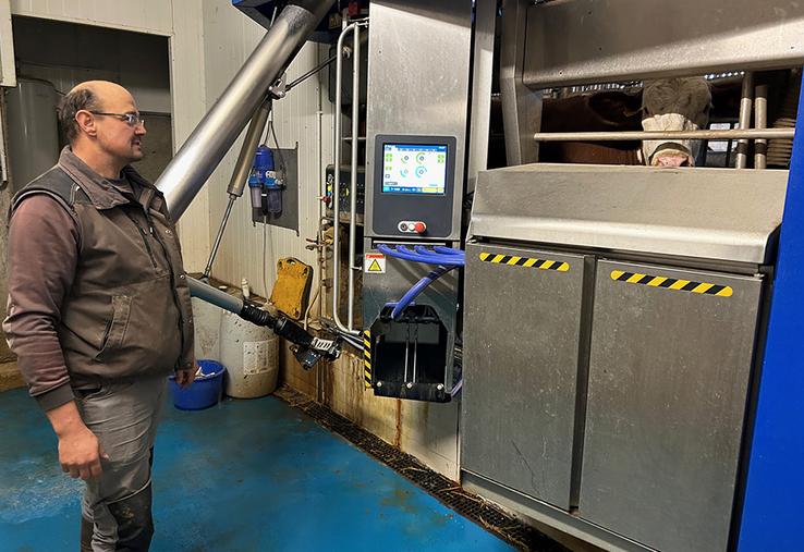 Les vaches, autonomes pour la traite, passent en moyenne 2,6 fois dans la salle, contre deux avec le système précédent.
