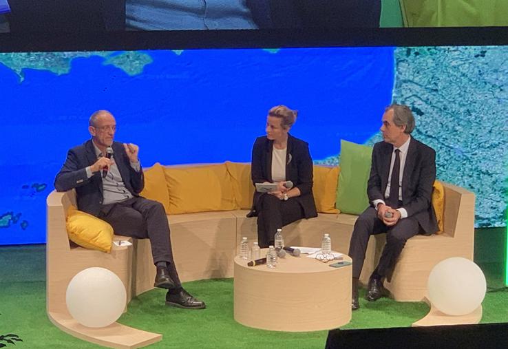 Noriap a convié le géopolitologue Frédéric Encel (à gauche) et l'économiste Philippe Dessertine (à droite) lors de son assemblée générale, pour prendre de la hauteur sur le contexte agricole.