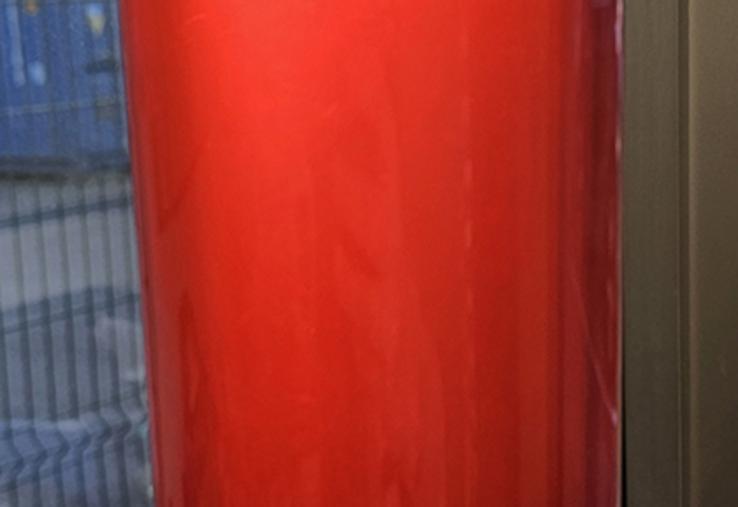 Le GNR doit être limpide et exempt de particules noires ou marron.