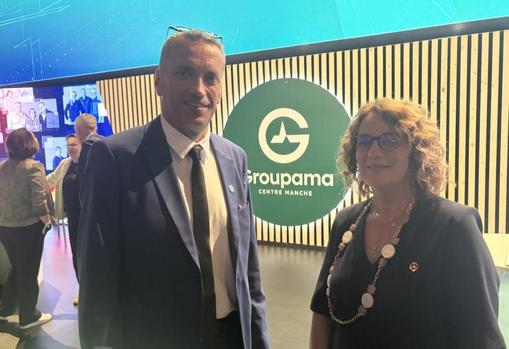 La Sarthoise, Sylvie Le Dilly, passe le relais au Manchois,  Denis Calipel.