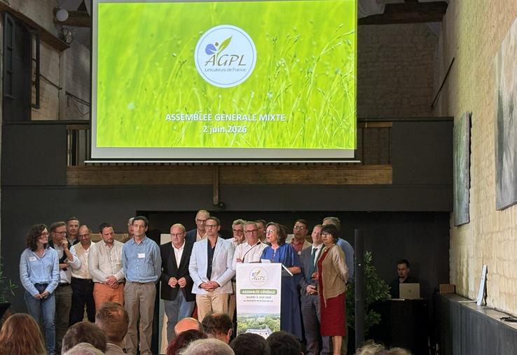 Lucie Morgand et son équipe, élus et collaborateurs.
