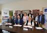 Une déclinaison de la charte d'engagement, présentée au Sia en 2024, a été signée le 26 juin à Saint-Gilles-de-La-Neuville par Jean-Baptiste Gastinne, vice-président de la communauté urbaine Le Havre Seine Métropole, représentant Édouard Philippe, Jean-Benoît Albertini, préfet de la Seine-Maritime, et Laurence Sellos, présidente de la Chambre d'agriculture, en présence des différents acteurs qui ont accompagné l'initiative dans ce territoire. 