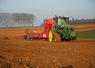 Pour diminuer le coût horaire (par exemple d’un tracteur de grosse puissance), il faut un volume d’heures de travail important… il est plus facile à atteindre collectivement.