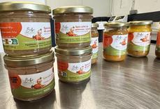 Pour diversifier ses recettes avec de nouveaux fruits ou légumes, Alicia souhaite trouver de nouveaux producteurs bio.