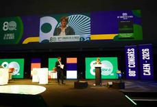 "Face à la montée des radicalités et à la "judiciarisation" des échanges, la FNSEA doit faire évoluer sa stratégie", a expliqué Géraldine Woessner, rédactrice en chef "société" au Point lors du Congrès annuel de la FNSEA à Caen.