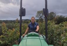 Sophie Hewertson, 45 ans, pépiniériste à Quettreville-sur-Sienne (Manche), spécialisée dans la production de palmettes fruitières sur 50 ha.