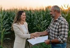Pour les exploitants agricoles, le mandat de protection future permet d'anticiper une éventuelle incapacité et d'assurer la continuité de l'exploitation tout en protégeant le patrimoine et la famille de l'exploitant.