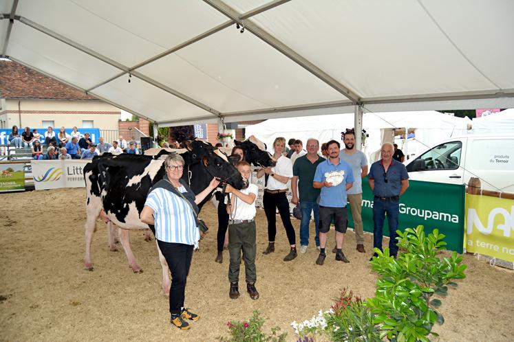 A Forges-les-Eaux, le week-end dernier, concours de races Prim'Holstein et Normandes et présentation des races allaitantes ont intéressé un public venu en nombre. Retour en images.