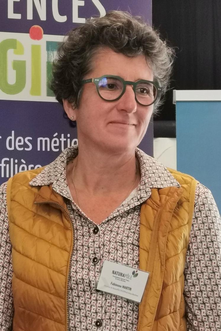 Fabienne Martin, nouvelle directrice de Naturapôle76, est ravie de pouvoir s'investir dans le pilotage d'une structure multisites offrant une grande diversité de formations dans le monde du vivant.