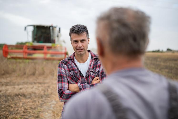 Le droit rural est l'ensemble des règles applicables à l'activité agricole et à ceux qui la pratiquent.