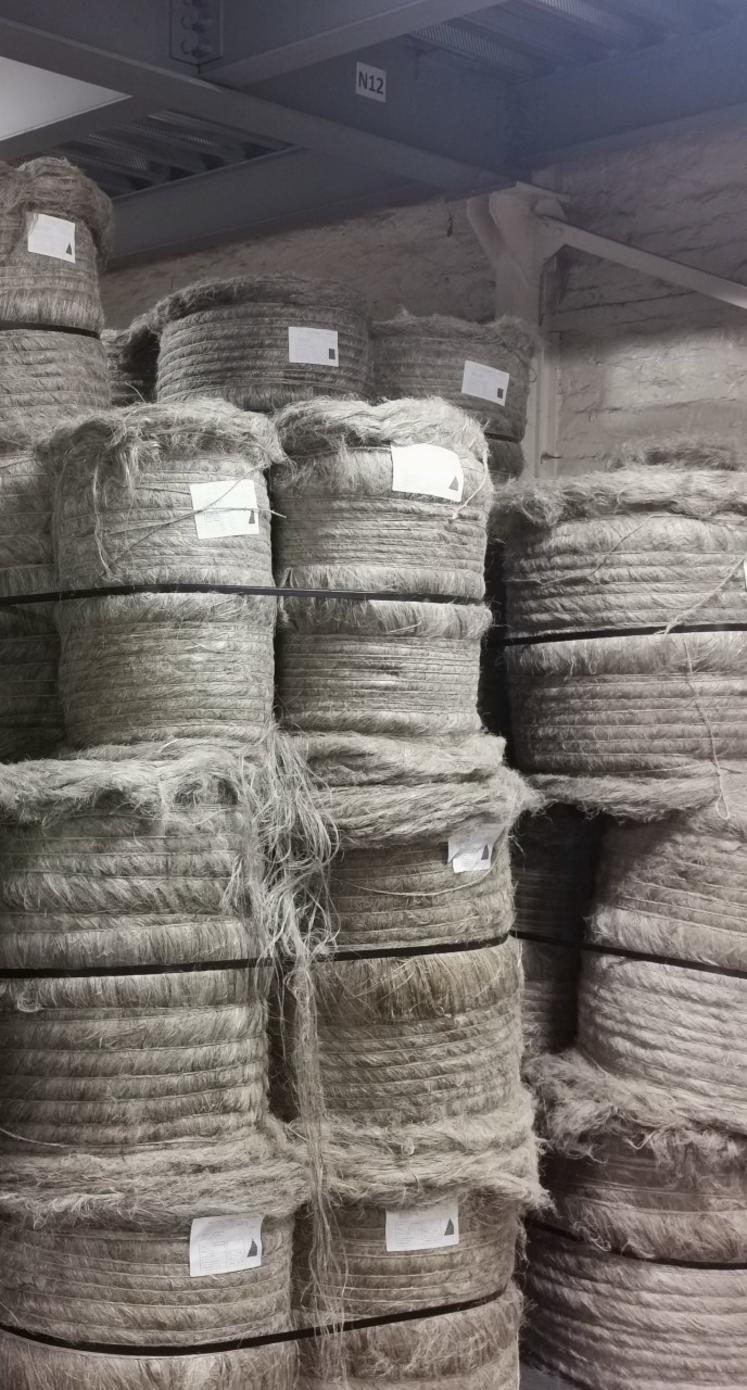 Aussi bien dans les teillages que dans les fermes, le stockage d'une partie de la récolte 2024 doit être un outil de valorisation en faveur de la filière lin textile.