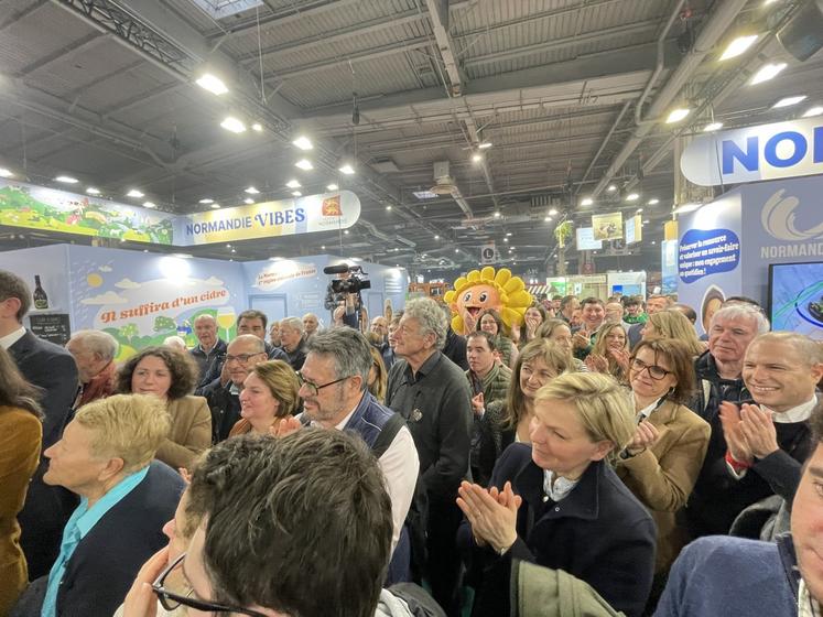 L'affluence était au rendez-vous pour assister à cette inauguration. Du 22 février au 2 mars, 144 producteurs et 172 animaux font la fierté de la Normandie.