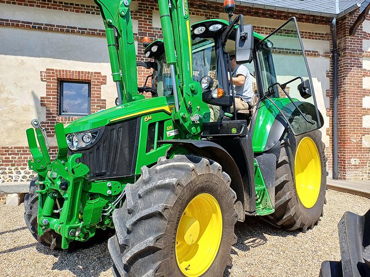Rien de mieux que de passer derrière le volant avec un professionnel pour se forger une idée précise.