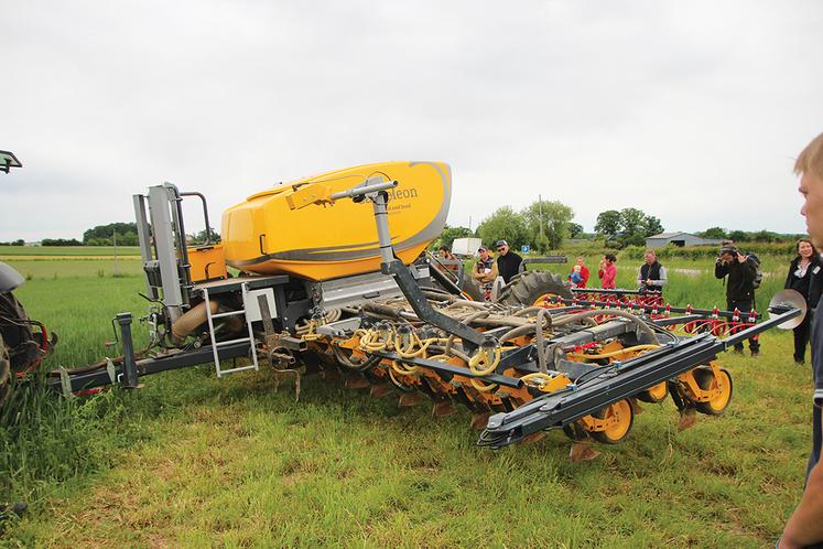 Montées sur parallélogramme, les dents sont larges et rigides évitant du jeu horizontal.