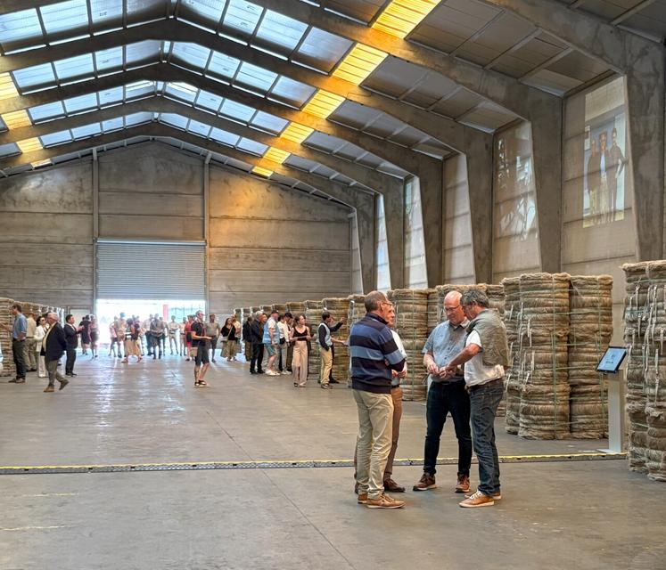 Un parcours multimédia retraçait les grandes étapes de la vie de la coopérative depuis 25 ans.