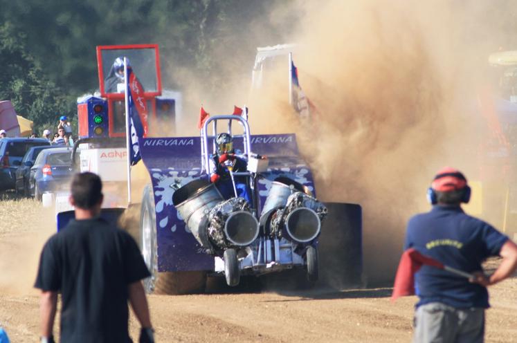 Des chevaux sous le capot : les impressionnants engins de tracteur pulling feront le show. 