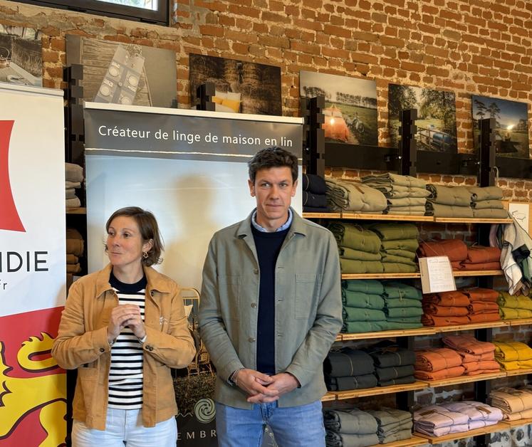 Les fondateurs d'Embrin, Camille et Alexis Ménager, souhaitaient créer un produit qui a du sens pour l'économie et le territoire seinomarins.