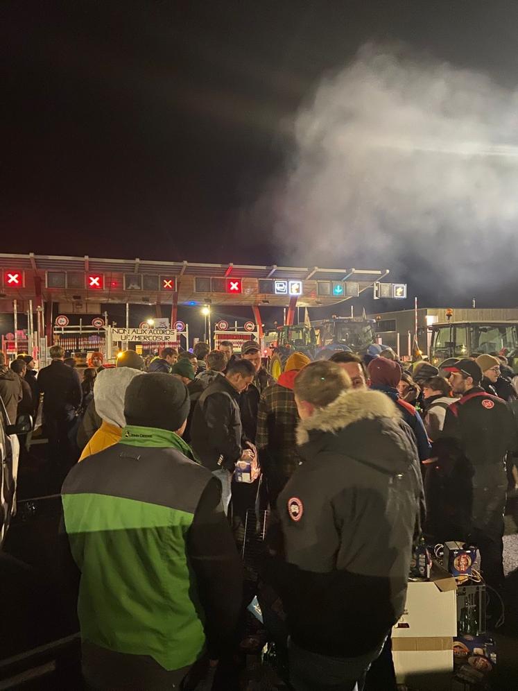 Le réseau syndical JA-FNSEA s'est mobilisé pour dire non aux accords UE-Mercosur.