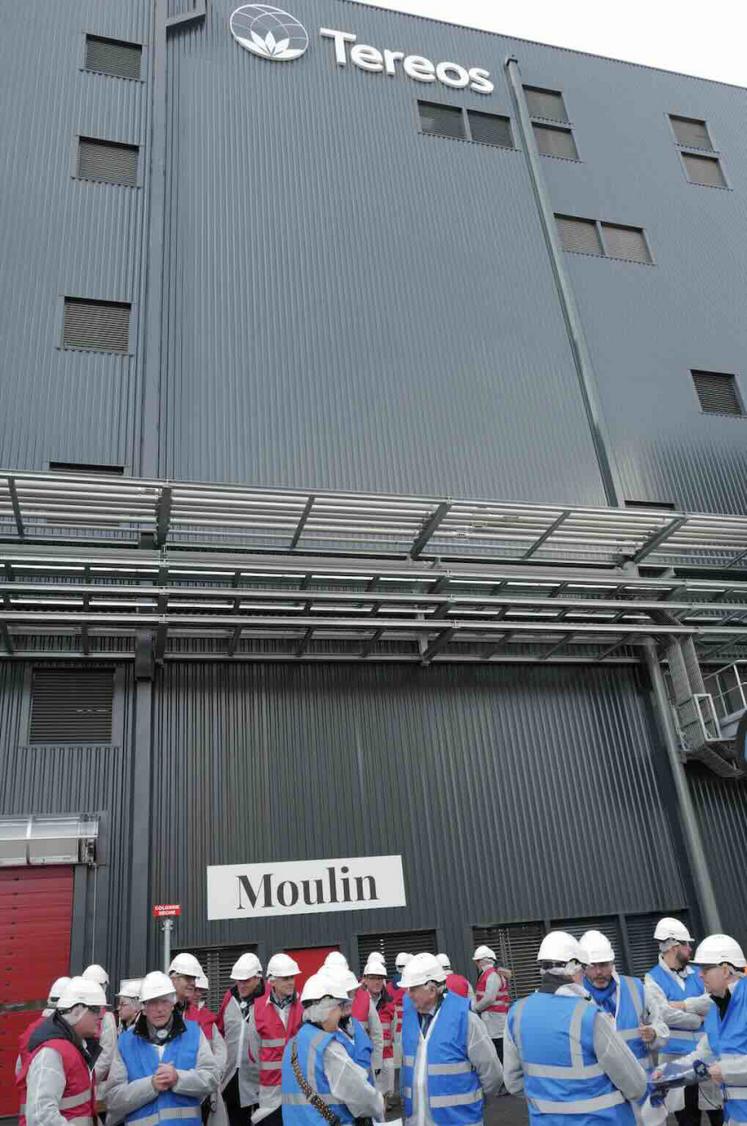 Inauguration du moulin flambant neuf de la coopérative Tereos à Nesle dans la Somme.