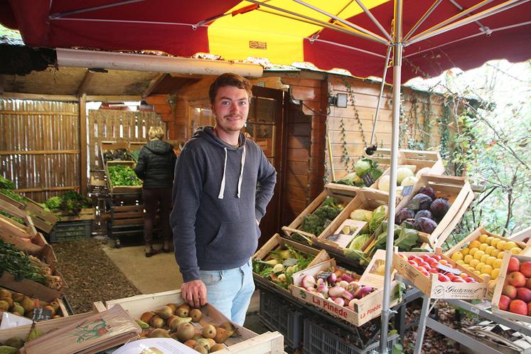 Pour accompagner son développement commercial, Philippe Thomas a dû gagner en technicité et productivité au champ.
