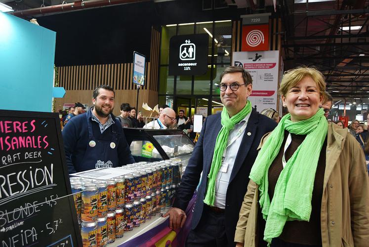 Laurence Sellos, présidente de la Chambre d'agriculture de Seine-Maritime, et Sébastien Windsor, président des Chambres d'agriculture de Normandie.