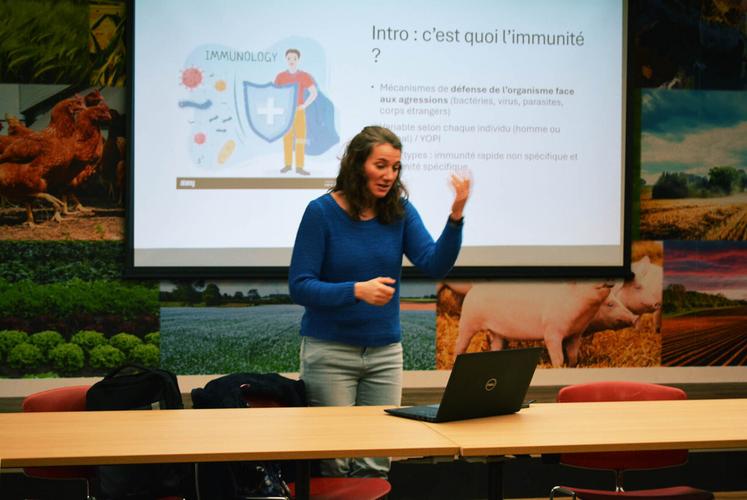Martine Vanbelle, vétérinaire conseil du GDMA 76, est venue parler vaccination dans un contexte sanitaire tendu.