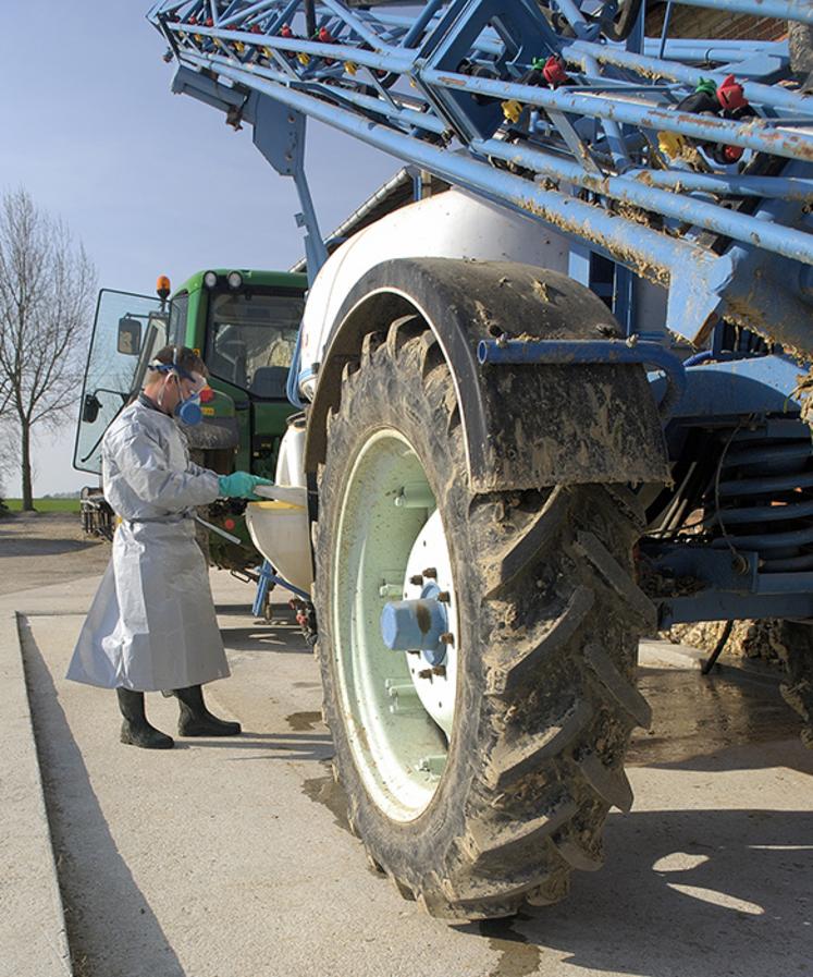 La simple surveillance visuelle ne suffit plus lors du remplissage, il faut justifier de la présence d’un dispositif technique. 