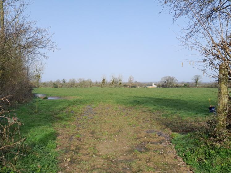 Accès aux parcelles abîmées lors du pâturage de novembre.
