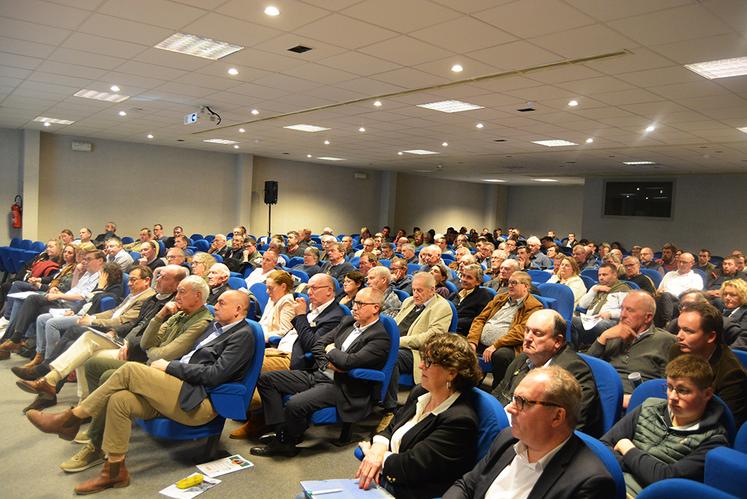 L'assemblée générale de la FNSEA 76 a attiré plus de 160 adhérents jeudi 5 mars à Bois-Guillaume. 