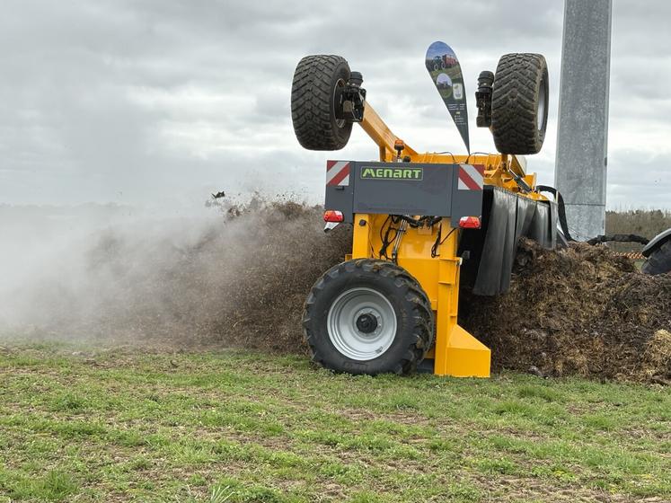 Le compostage stabilise la matière organique.