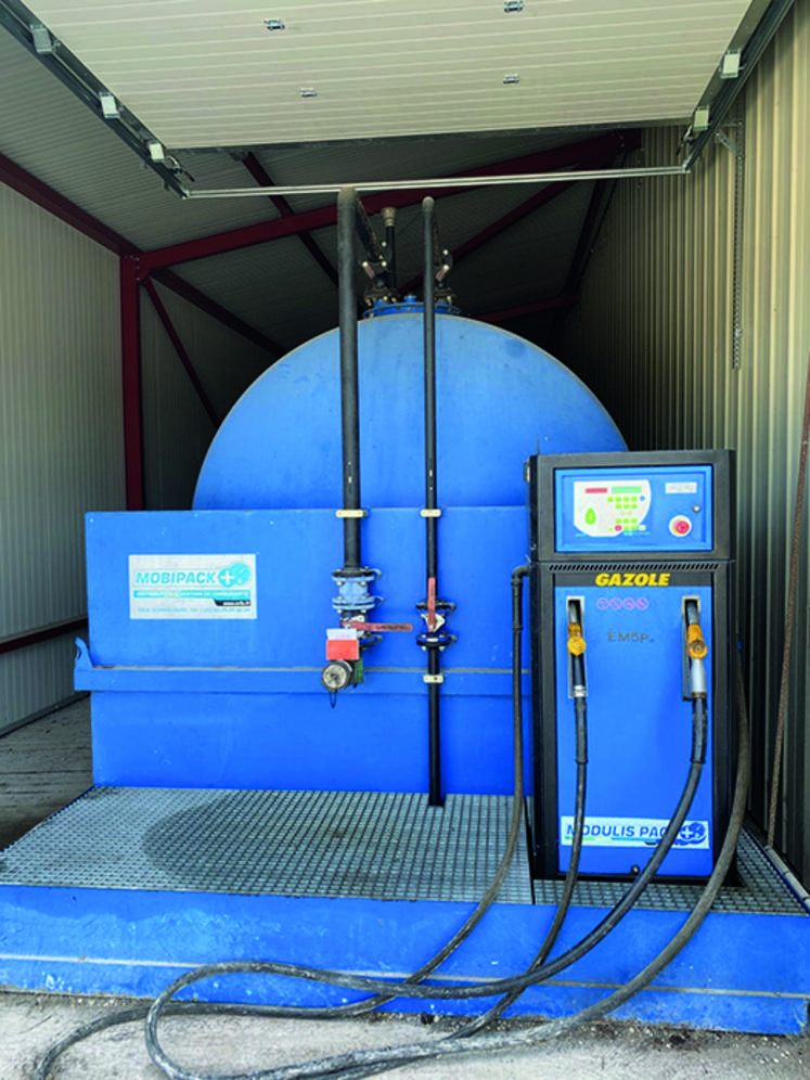 La cuve doit être à l’abri pour ne pas être soumise aux écarts de température qui favorisent la formation de condensation. 