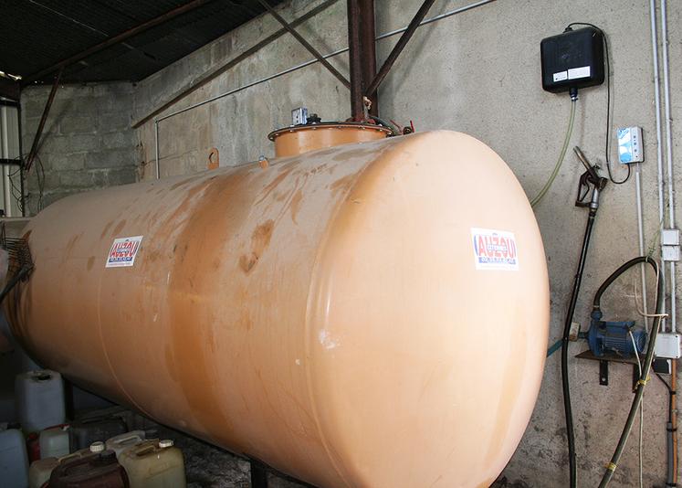 Les agriculteurs sont particulièrement exposés aux vols de carburants, dans les tracteurs ou matériels agricoles, voire directement dans les cuves.