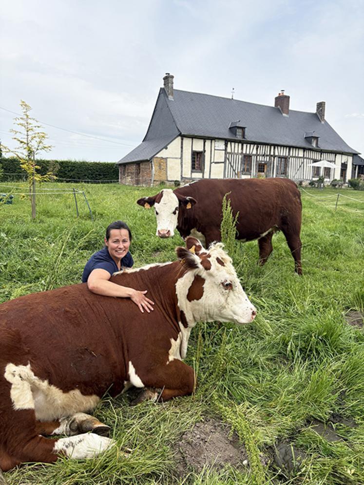 Anne-Cécile Courtois et ses herefords.