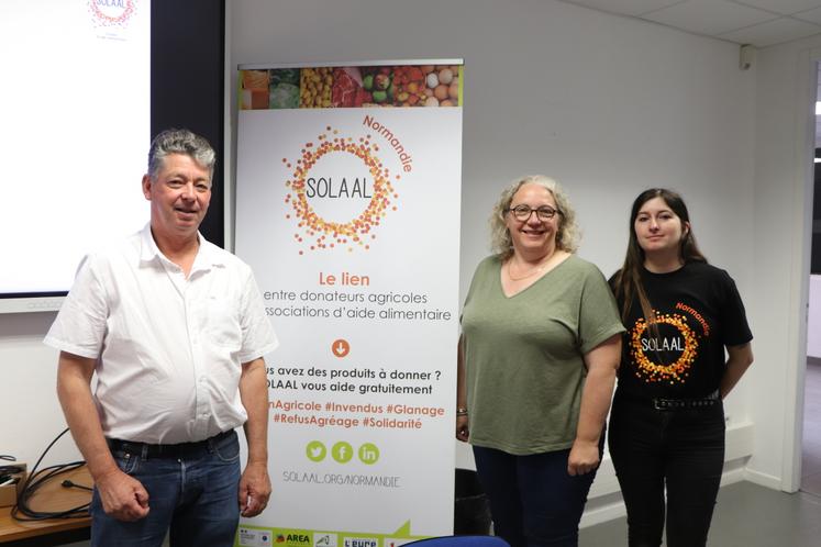 "Cette année a été particulièrement dynamique pour l'association. On monte en puissance grâce à la motivation de tout le monde et aux généreux donateurs", reconnaît Jean-Michel Hamel, président de l'association Solaal Normandie, au côté de Sylviane Lefez, trésorière, et Lucie Jouvin, coordinatrice régionale.