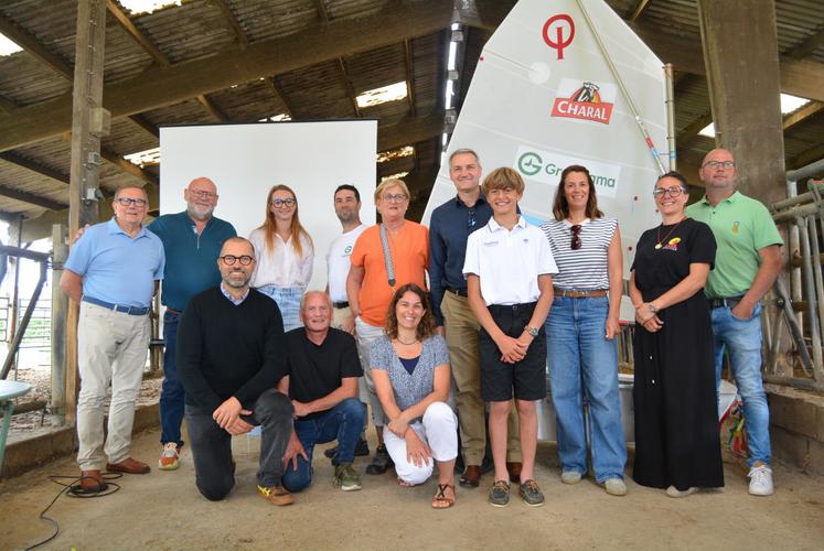 Les partenaires de ce projet, présents pour soutenir Pierre Cornu : Agrotech, Algavi, Axel Location, Baratte, Charal, Comité des fêtes de Montmain, commune de Montmain, Gaec Gibert, Groupama, La Bouquetière fleuriste, Timing Ingénierie, ASCM (Association Sportive et Culturelle de Montmain).