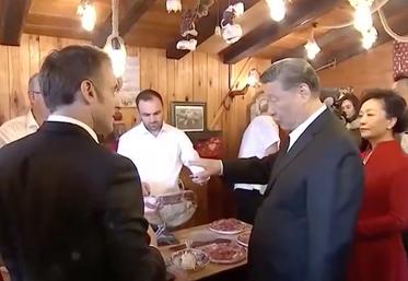 Lors de son séjour en France, le président chinois Xi Jinping et sa femme ont dégusté du jambon noir de Bigorre.
