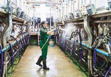 Face à la montée des coûts, l’éleveur ne raisonne plus comme avant. « Il faut un vrai projet d’installation ou de hausse conséquente du cheptel pour construire du neuf », estime Stéphane Le Rousic, référent bâtiment d’élevage à la Chambre d’agriculture de la Haute-Marne.